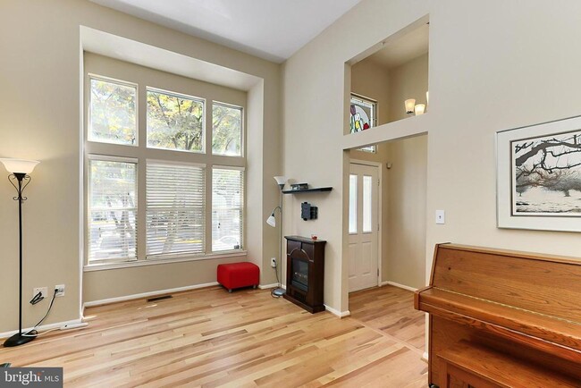 Building Photo - 9694 Poindexter Ct