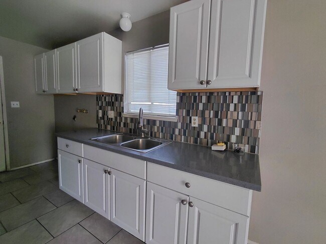 Foto del edificio - 111 Greenbriar Townhouse Way