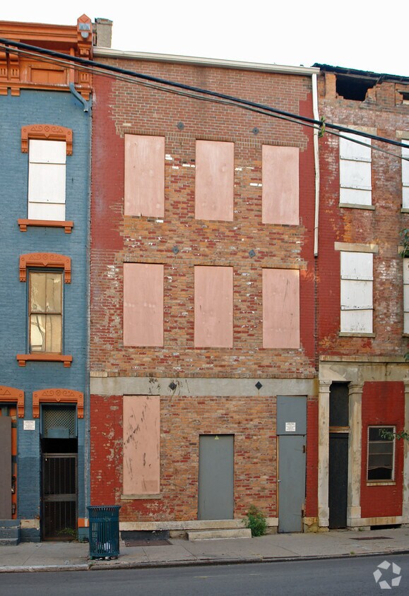 Building Photo - 1434 Race St
