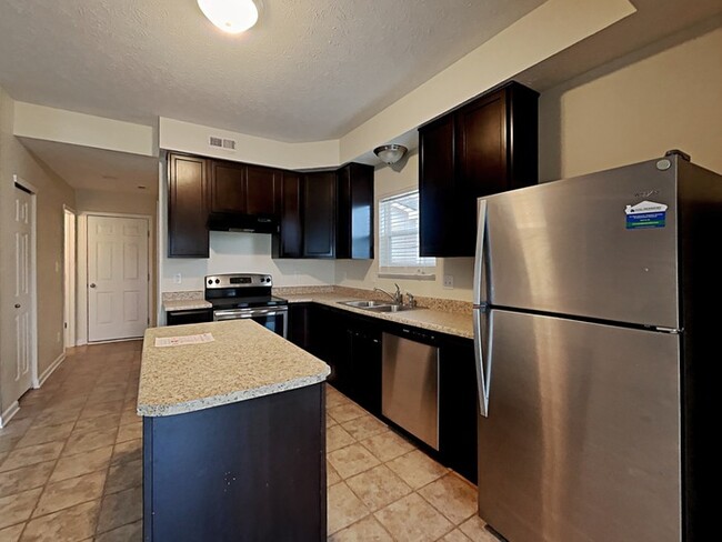 Foto del edificio - Apply Today!