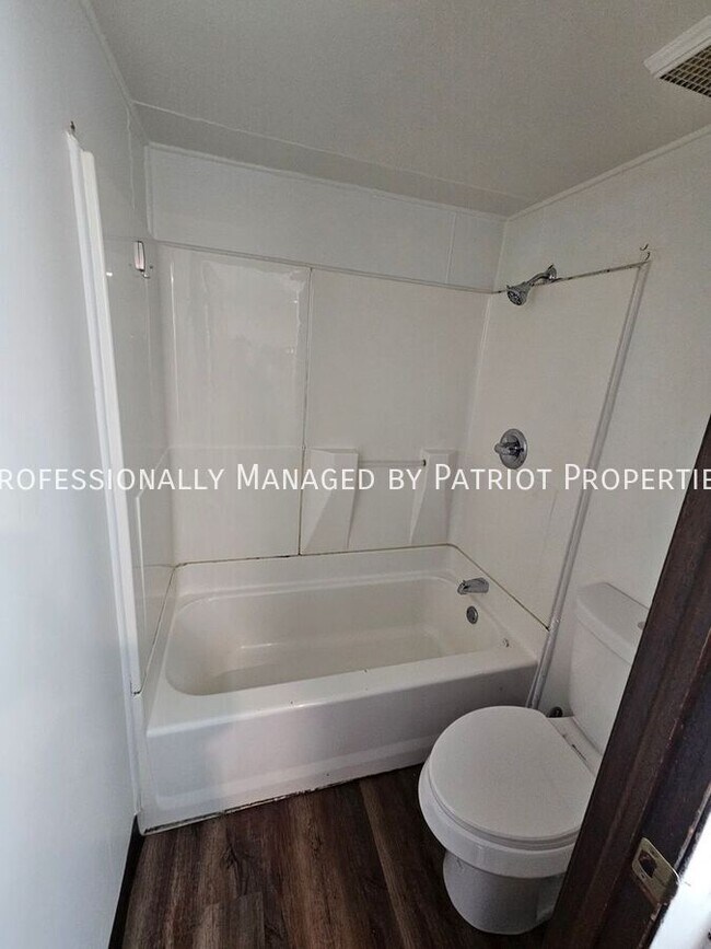 Foto del edificio - 4750 8th St S