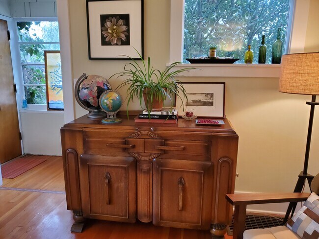 Sala de estar - 6308 SW Marguerite Ct