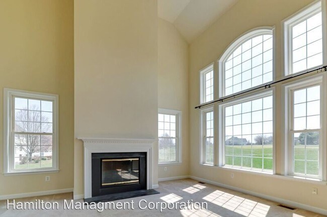 Building Photo - 4 br, 3.5 bath House - 111 Turnberry Drive