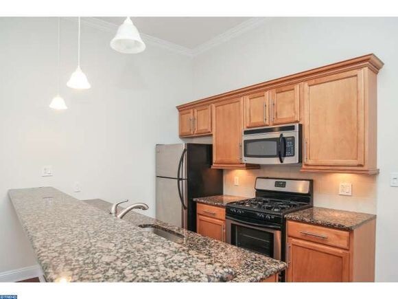 Foto principal - 1716 PINE St