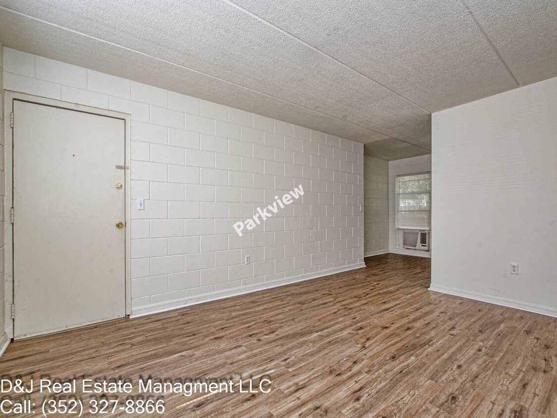 Primary Photo - The Parkview Apartments