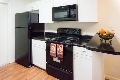 Foto del edificio - 2425 2nd Ave N