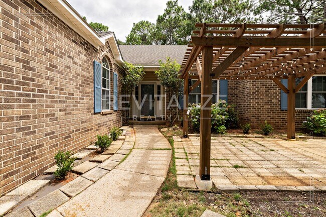 Foto del edificio - Daphne 3BR/2BA + Bonus Den – Spacious, Stylish & Full of Charm!