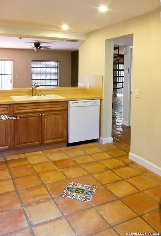 Building Photo - CORONA BAY TOWNHOUSES