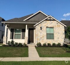 Building Photo - 307 Orleanian Dr