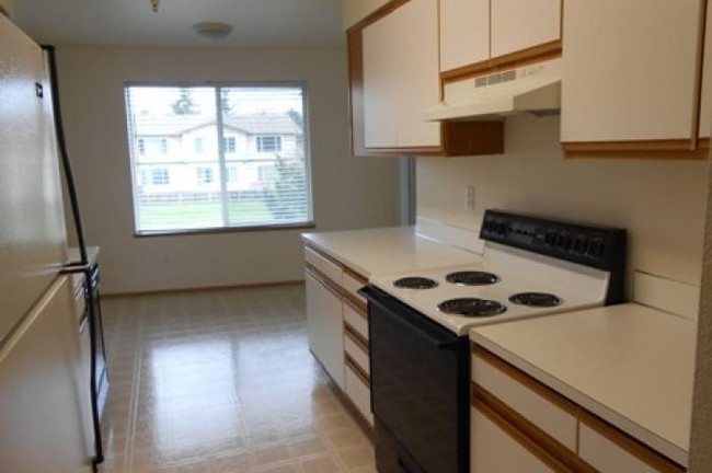 Kitchen - Westview Apartments