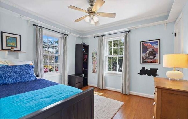 Building Photo - 3626 6th St S