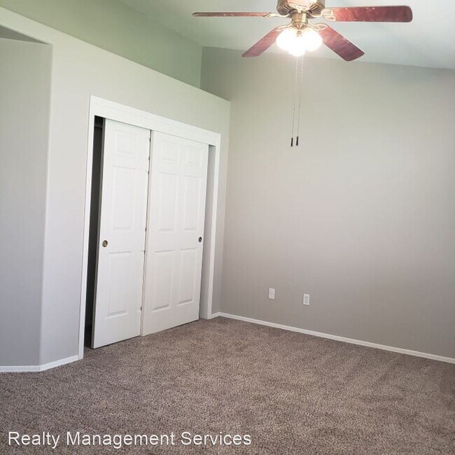 Building Photo - 3 br, 2 bath House - 906 Mondavi Way
