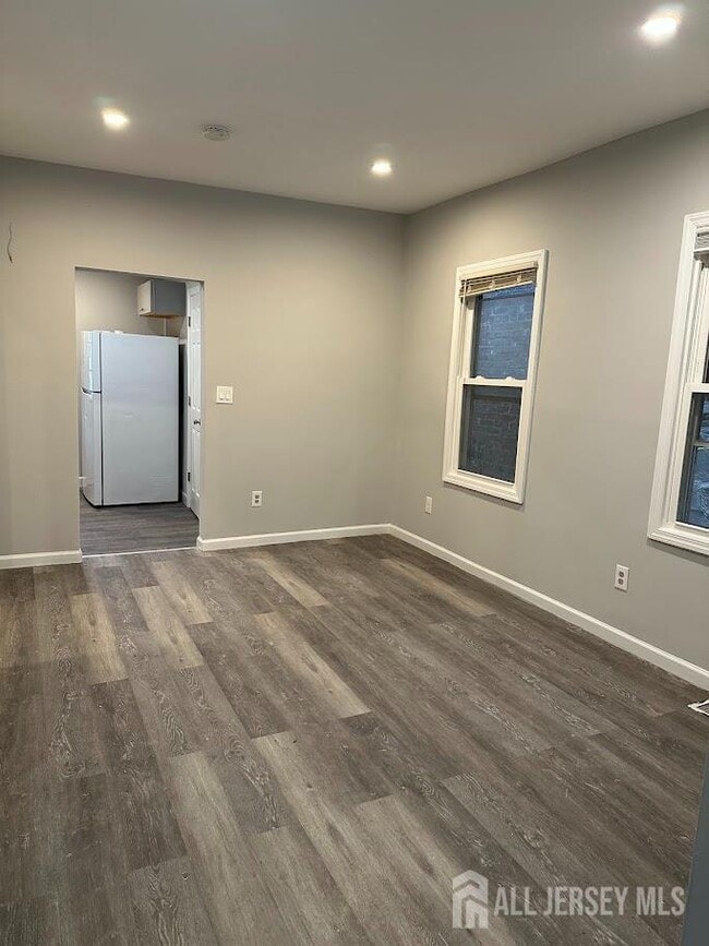 Foto del edificio - 690 State St