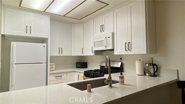 Foto del edificio - 76 Greenmoor