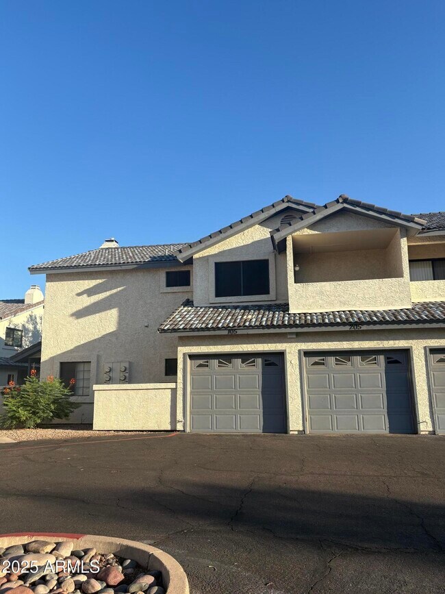 Foto del edificio - 1222 W Baseline Rd