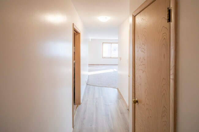 Foto del edificio - 3326 W Columbia Ave