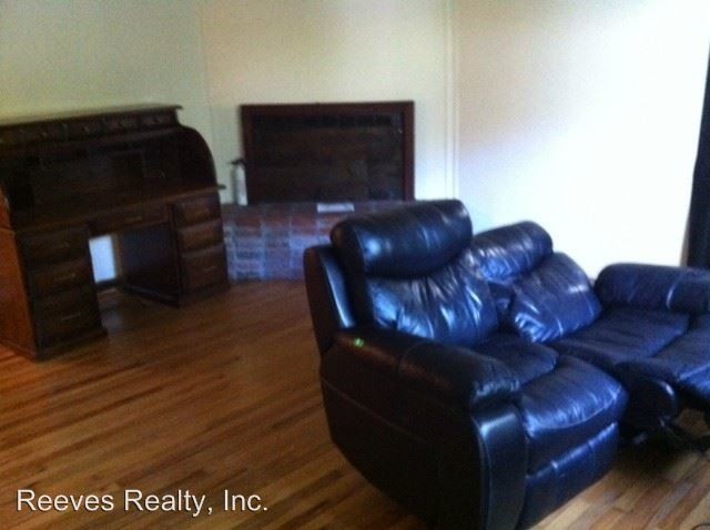 Foto del edificio - 3 br, 2 bath House - 7160 Lakeview Drive E