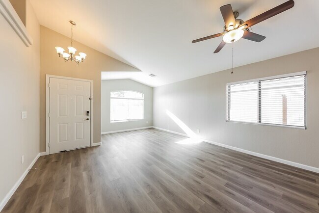 Building Photo - 14317 N 129th Dr