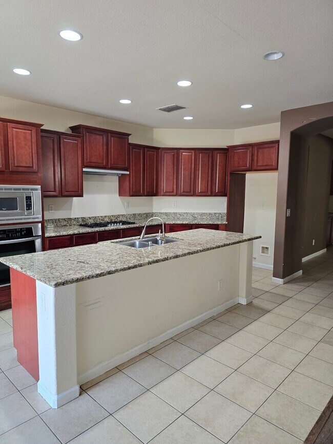 Foto del edificio - 424 Leighton Ct