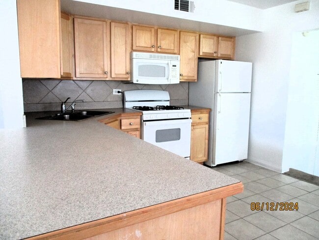 Foto del edificio - 4915 91st Pl