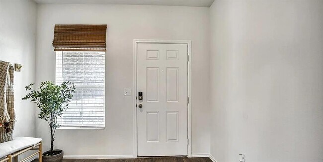 Building Photo - 11524 Rush Ln