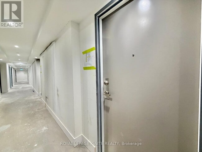 Building Photo - 51 Clarington Blvd