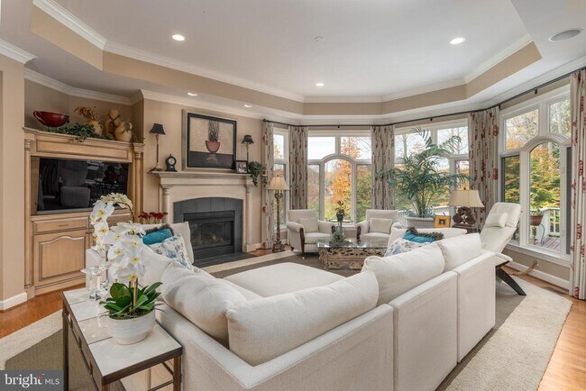 Foto del edificio - 7818 Crownhurst Ct