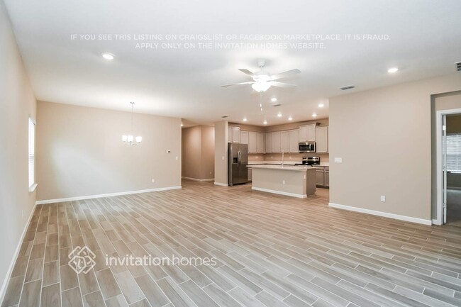 Building Photo - 6316 Starlight Dr