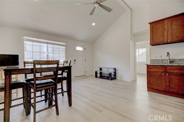 Foto del edificio - 1444 Bruce Ave