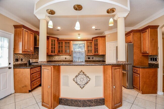 Foto del edificio - 21219 Flat Creek Ln