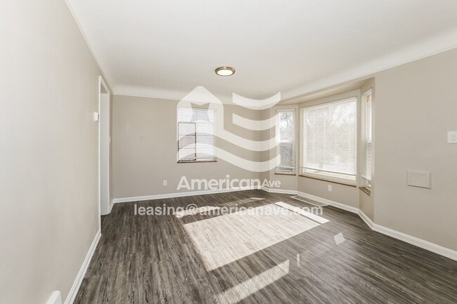Building Photo - 14212 St James Ave