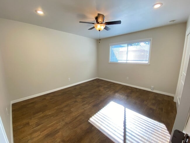 Foto del edificio - Move-in Ready 2 Bedroom 1 Bath in Carlsbad