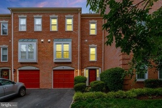 Building Photo - 18 S Montana St