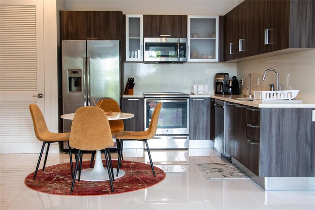 Foto del edificio - 1025 NE 18th Ave