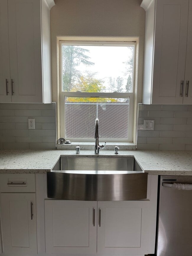 Foto del edificio - PA5526 A&amp;B-Choctaw Housing Group, Inc