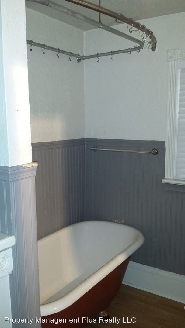 Foto del edificio - 3 br, 1 bath House - 104 Longs Peak Ave