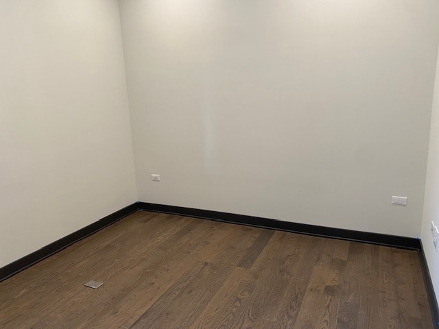 Building Photo - 1356 W Chestnut St