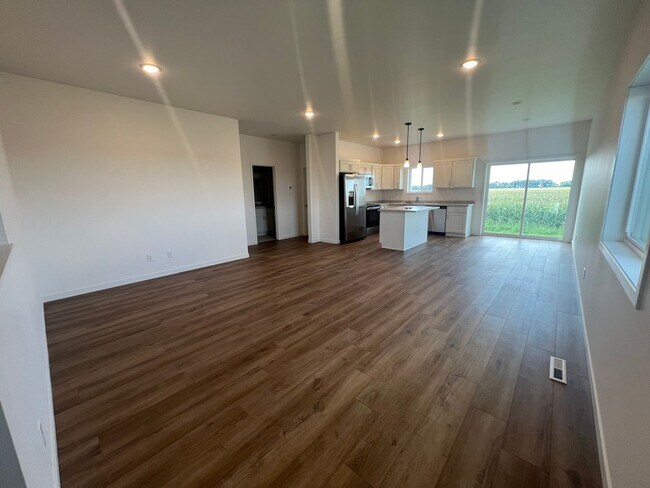 Foto del edificio - 1614 6th Ave NE