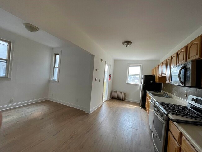 Foto del edificio - 205 Ogden Ave.