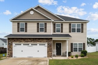 Building Photo - 304 Little Egret Ln