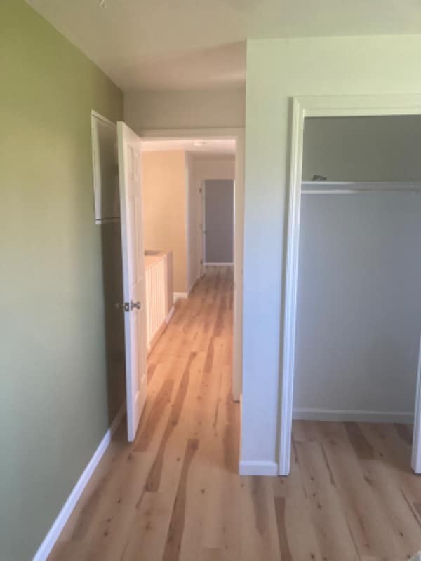 Building Photo - 216 Cypress Cir