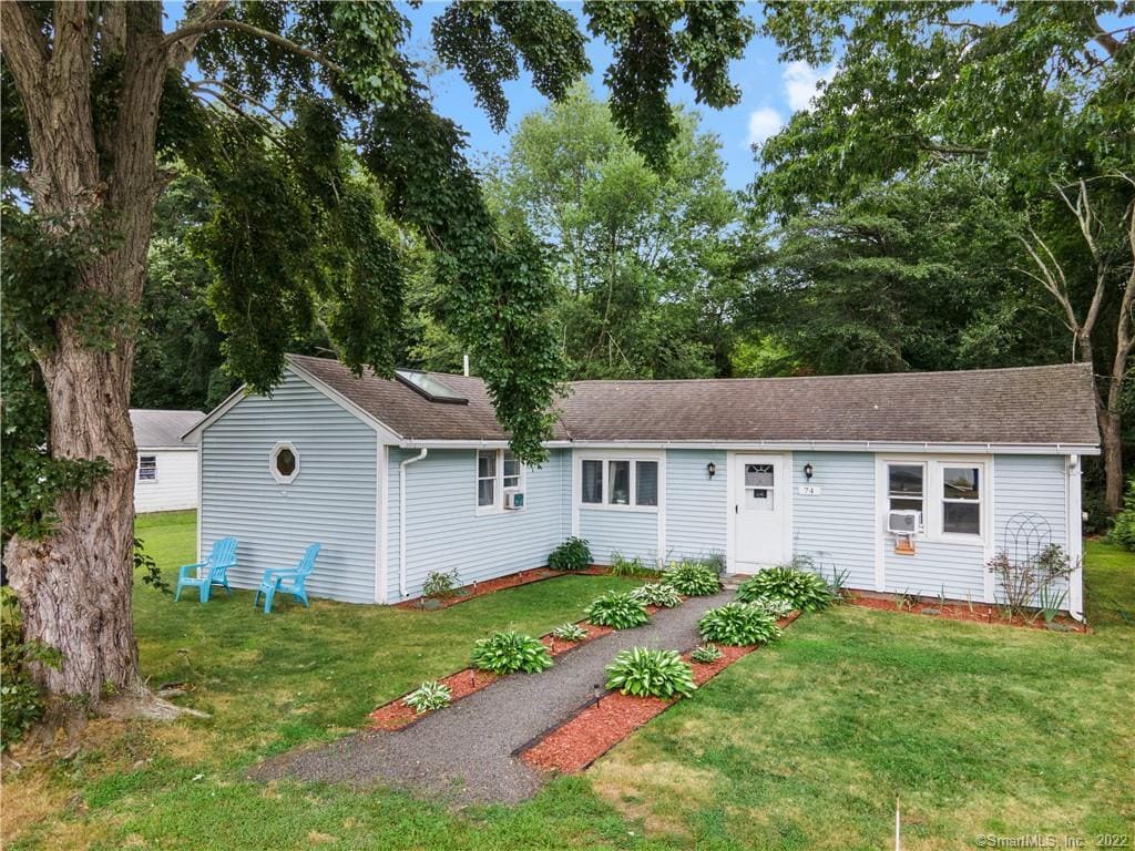 Foto principal - 74 Grove Beach Rd N