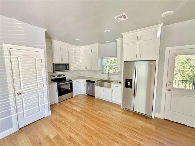 Building Photo - 986 S 6th Ave