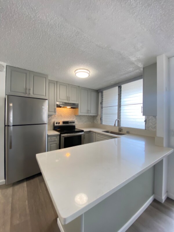 Building Photo - 1212 Punahou St