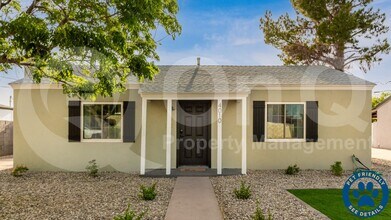 Building Photo - 4010 N 11th Ave