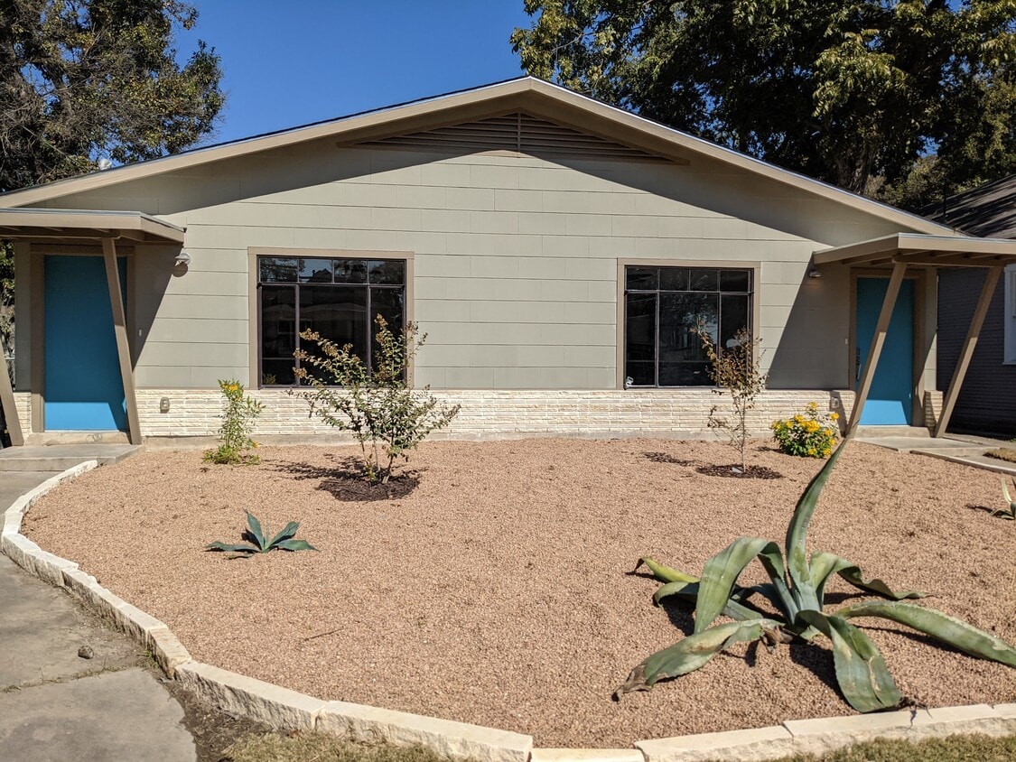 525 E Huisache Ave, San Antonio, TX 78212 Townhome Rentals in San