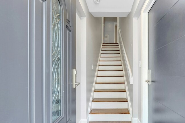 Photo - 215 New Milford Ave Apartment