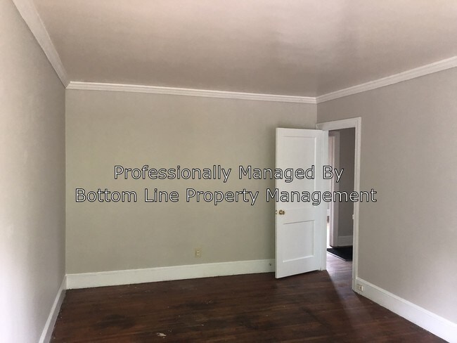 Building Photo - 2701 Watson Dr