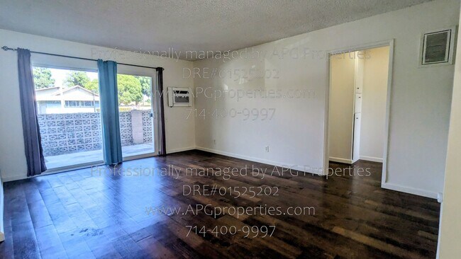 Foto del edificio - 1850 W Greenleaf Ave