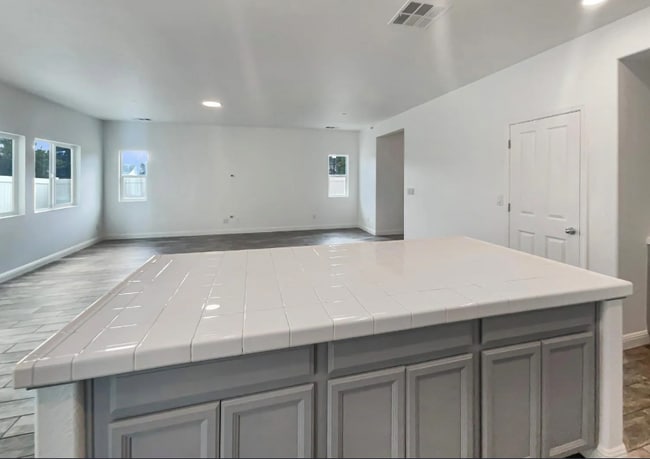 Foto del edificio - 3710 Roseparke Way